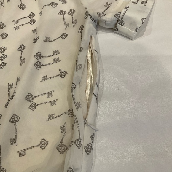 Ted Baker Romper Printed Keys Bow Neck Belted Waist Pockets Side Zipper Size 4 - Picture 8 of 16